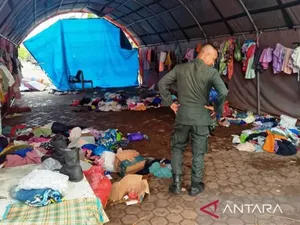 27 Pengungsi Rohingya Kabur dari Kamp Penampungan di Aceh Barat 27 Pengungsi Rohingya Kabur dari Kamp Penampungan di Aceh Barat