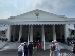 Menjelajah Sejarah Bandung di Gedung Pakuan