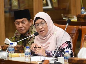 Pelantikan Rektor UPI Berbahasa Inggris, Legislator Minta Kemendikti Evaluasi Pelantikan Rektor UPI Berbahasa Inggris, Legislator Minta Kemendikti Evaluasi