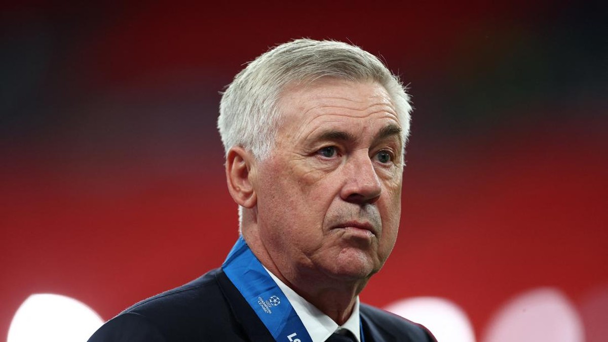 Carlo Ancelotti pusing gak kedatangan Kylian Mbappe (REUTERS/Carl Recine)