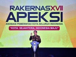 Momen Jokowi Ucapkan Salam Lintas Agama Saat Buka Rakernas Apeksi