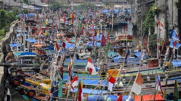 Gelombang Tinggi Bikin Nelayan di Pandeglang Libur Melaut