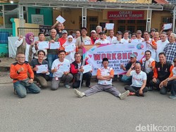 Merakit Antena Radio yang Mudah, Murah dan Diajari ORARI Merakit Antena Radio yang Mudah, Murah dan Diajari ORARI