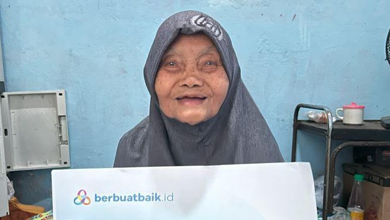 Kabar Terbaru Mbah Pariyem yang Bercita-cita Ingin Umrah