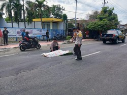 Polisi Cari Bus Bagong-Truk Diduga Pemicu Kecelakaan Tewaskan Wanita Blitar
