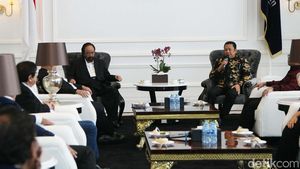 Momen Pimpinan MPR Temui Surya Paloh di DPP NasDem
