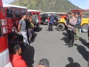 Polisi Imbau Wisatawan dan Stakeholder Bromo Beretika-Bijak Unggah Konten Polisi Imbau Wisatawan dan Stakeholder Bromo Beretika-Bijak Unggah Konten