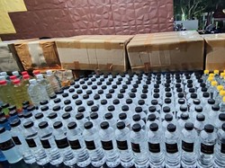 Berantas Peredaran Miras di Kota Batu, Polisi Sita Ratusan Botol Arak