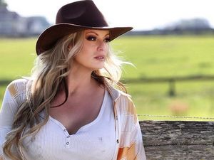 Trump Terbukti Menyuapnya, Bintang Porno Hidup Ketakutan, Tinggal di Trailer Trump Terbukti Menyuapnya, Bintang Porno Hidup Ketakutan, Tinggal di Trailer
