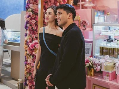 Potret Thariq Halilintar dan Aaliyah Massaid Hadir ke Pameran Wedding