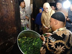 Melihat Lebih Dekat Desa Lontong di Banyuwangi