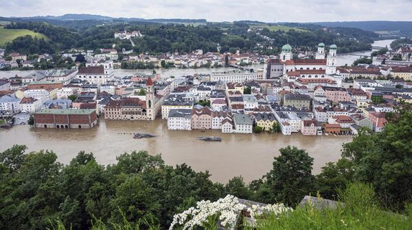 Foto Udara Dahsyatnya Banjir Menerjang Jerman