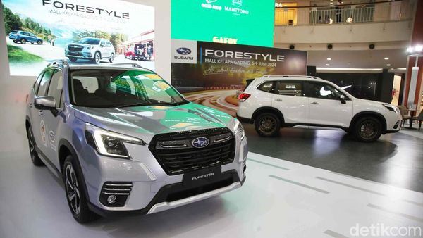 Pameran Mobil Subaru di Mal Kelapa Gading