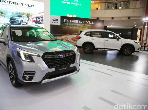 Pameran Mobil Subaru di Mal Kelapa Gading