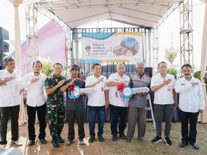 Pemkab Karawang Serahkan Rumah Layak Huni ke Warga Korban Abrasi Laut-Rob