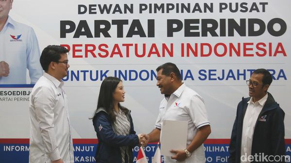 Perindo Dukung Befa Yigibalom-Natan Pahabol Maju Pilgub Papua Tengah