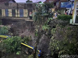 Kronologi Pipa PDAM Pecah dan Hancurkan Rumah Warga di Bandung Kronologi Pipa PDAM Pecah dan Hancurkan Rumah Warga di Bandung