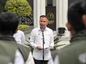 Bey Tunggu Arahan Kemendagri soal Pj Bupati Bandung Barat yang Baru Bey Tunggu Arahan Kemendagri soal Pj Bupati Bandung Barat yang Baru