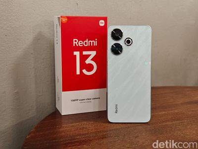 Unboxing Redmi 13, HP Xiaomi Kamera 108 MP Harga Sejutaan