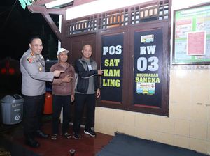 Patroli Dialogis dengan Warga Mampang, Dirresnarkoba PMJ Sumbang HT