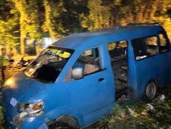 Sopir Angkot di Bogor Kabur Usai Tabrak 7 Kendaraan, 1 Orang Luka