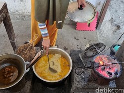 Warung Mbah Is Bantul Juga Jual Gulai-Tongseng Jeroan Rp 7.000 Seporsi