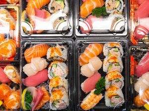 Ciri-ciri Sushi yang Sudah Basi dan Risikonya Jika Tetap Dikonsumsi Ciri-ciri Sushi yang Sudah Basi dan Risikonya Jika Tetap Dikonsumsi