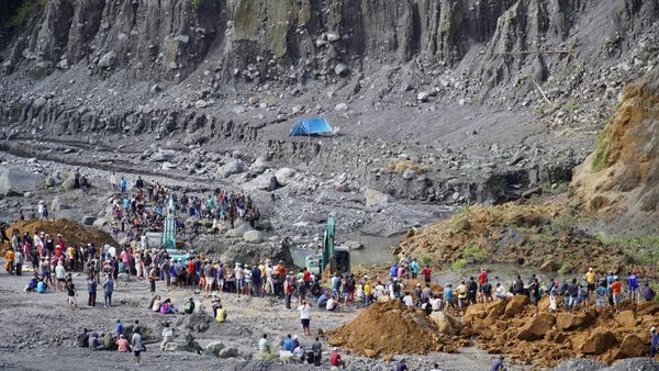 Longsor di Penambangan Pasir Lumajang, 1 Orang Tewas