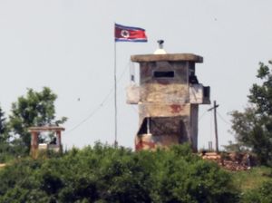 Korea Utara Dikabarkan Bangun Tembok dan Jalan di Zona Demiliterisasi Korea