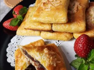 Resep Bolen Tawar Kurma Keju yang Manis Gurih Resep Bolen Tawar Kurma Keju yang Manis Gurih