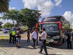 Razia di Senggigi, Bus Pariwisata Tanpa Izin Muat-Uji Kir Disetop Beroperasi!