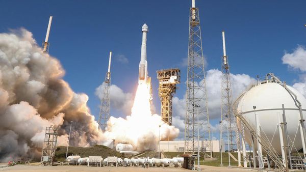Detik-detik Boeing Luncurkan Starliner Bawa Dua Astronaut ke ISS
