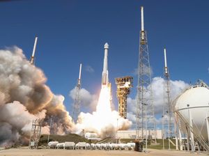 Detik-detik Boeing Luncurkan Starliner Bawa Dua Astronaut ke ISS