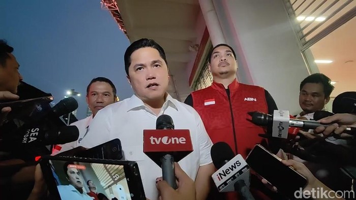 Ketua Umum PSSI, Erick Thohir, di Stadion Gelora Bung Karno usai menyaksikan laga Indonesia vs Irak, Kamis 6 Juni 2024.