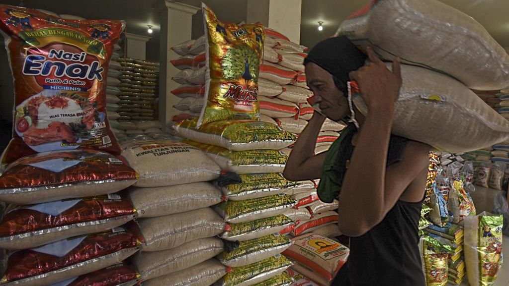 Musim Panen Mau Berakhir, Harga Beras Kembali Naik Musim Panen Mau Berakhir, Harga Beras Kembali Naik