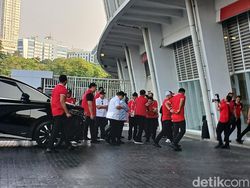 Bareng Iriana-Kaesang, Jokowi Nonton Timnas Indonesia Vs Irak di GBK