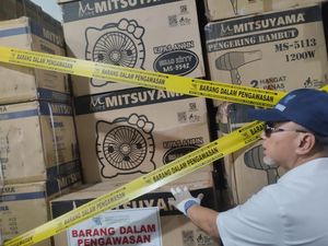 Sidak Gudang Importir, Zulhas Temukan 40 Ribu Barang Tak Sesuai Aturan Rp 6,7 M