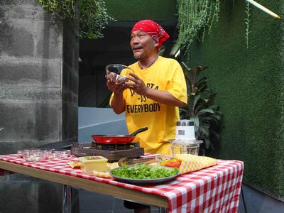 Momen Iwa K Bagikan Tips Masak Daging untuk Idul Adha