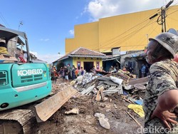 Beragam Dampak Usai Pipa PDAM Tirtawening Pecah