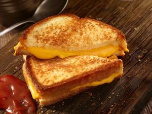 Tips Bikin Roti Panggang Keju Lumer Agar Teksturnya Tetap Renyah Tips Bikin Roti Panggang Keju Lumer Agar Teksturnya Tetap Renyah