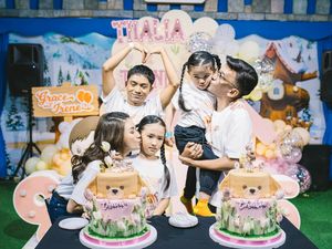 Gaya Kompak Sarwendah & Ruben Onsu Rayakan Ultah Anak Usai Isu Gugat Cerai Gaya Kompak Sarwendah & Ruben Onsu Rayakan Ultah Anak Usai Isu Gugat Cerai