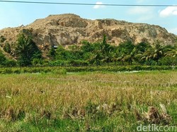 Perajin Genting Godean Sambat Kesulitan Bahan Baku gegara Proyek Tol