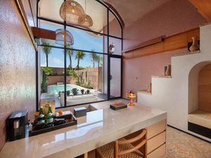 Romantisme Liburan Bareng Pasangan di Sanur, Ini Tempatnya Romantisme Liburan Bareng Pasangan di Sanur, Ini Tempatnya