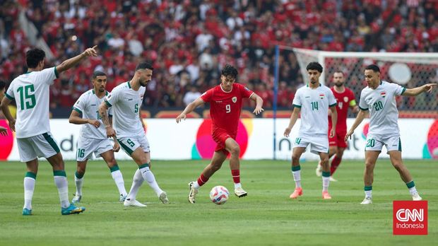 Pertandingan Timnas Indonesia vs Irak pada Kualifikasi Piala Dunia 2026 di Stadion Utama Gelora Bung Karno, Jakarta, Kamis (6/6). (CNN Indonesia/Adhi Wicaksono)
