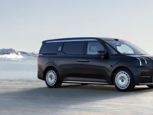 Jadi Merek Mobil Listrik Premium, Seberapa Banyak Penjualan Zeekr?