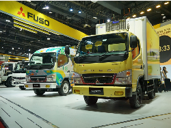 Mitsubishi Fuso Pertahankan Posisi Market Share Nomor 1 di Kuartal I 2024