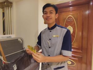 Impian Dua Remaja NTB, Ingin Keliling Dunia - Buka Toko Setelah Lihat Kakbah