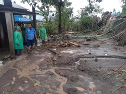 Banjir Bandang Terjang Rumah di Nagekeo, Warga Mengungsi