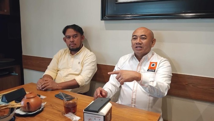 Direktur direktur Asosiasi Tambang Batuan Indonesia (ATBI) Wisnu Salman (kiri) dan Ketua Umum BKTI-PII periode 2021-2024, Ir. Faizal Safa.