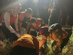 Lansia di Surabaya Ditemukan Tewas Bersimbah Darah Diduga Ditabrak KA